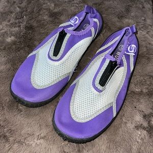 NYLON ELASTIC ZIP WATER SHOES PURPLE WMNS SIZE 6